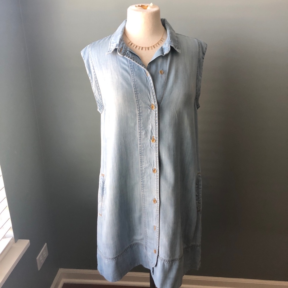 Cloth & Stone Denim Chambray Shirt Dress